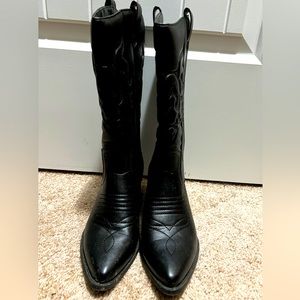 Black cowboy boots